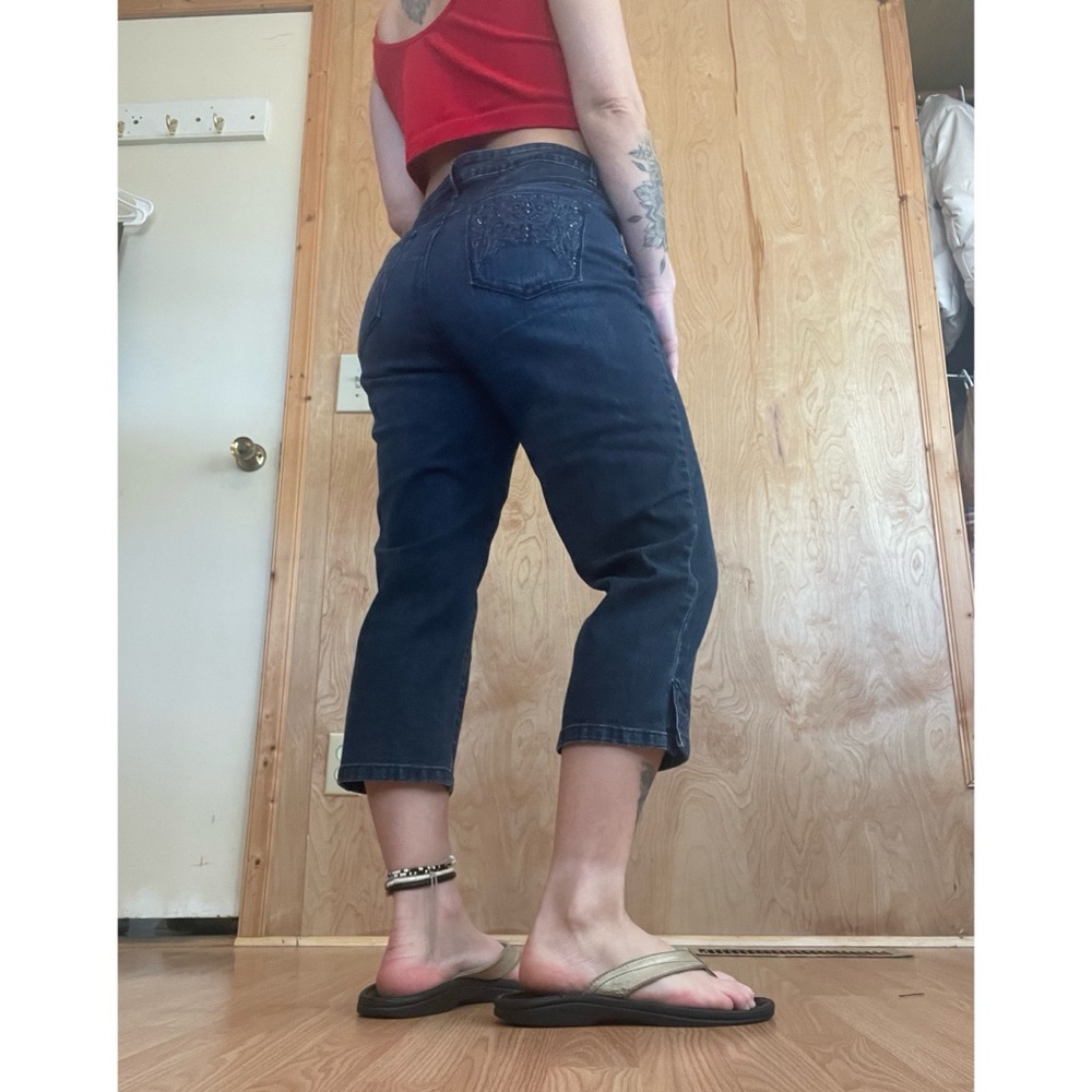 Gloria Vanderbilt Dark Blue Cropped Jeans